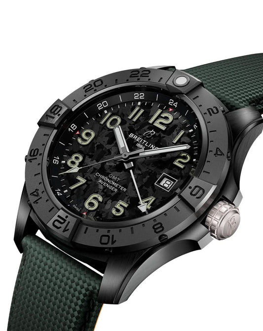 BREITLING AVENGER Watch