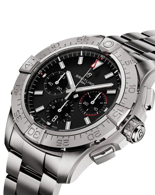BREITLING AVENGER Watch