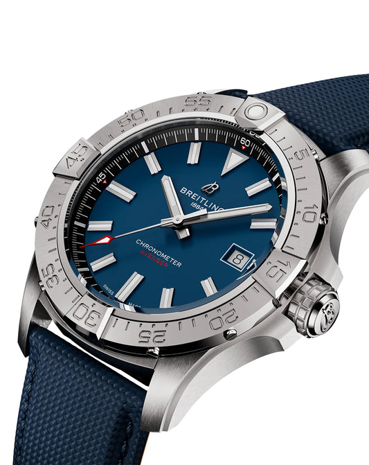 BREITLING AVENGER Watch