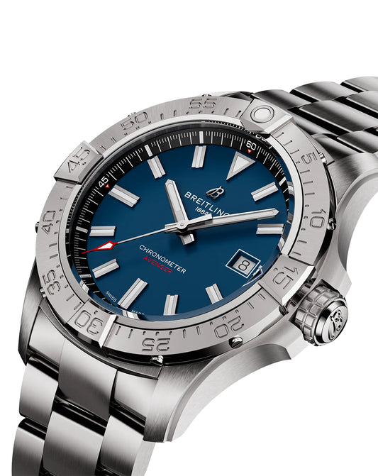 BREITLING AVENGER Watch