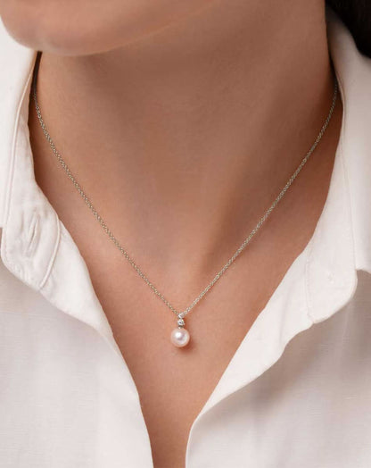 color: White Gold